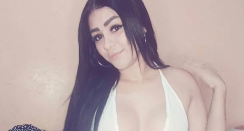 yanina molina @yaninamolina cover picture