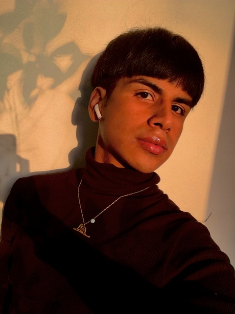 Jhosef Barrenechea @yoursugarbae2020 cover picture